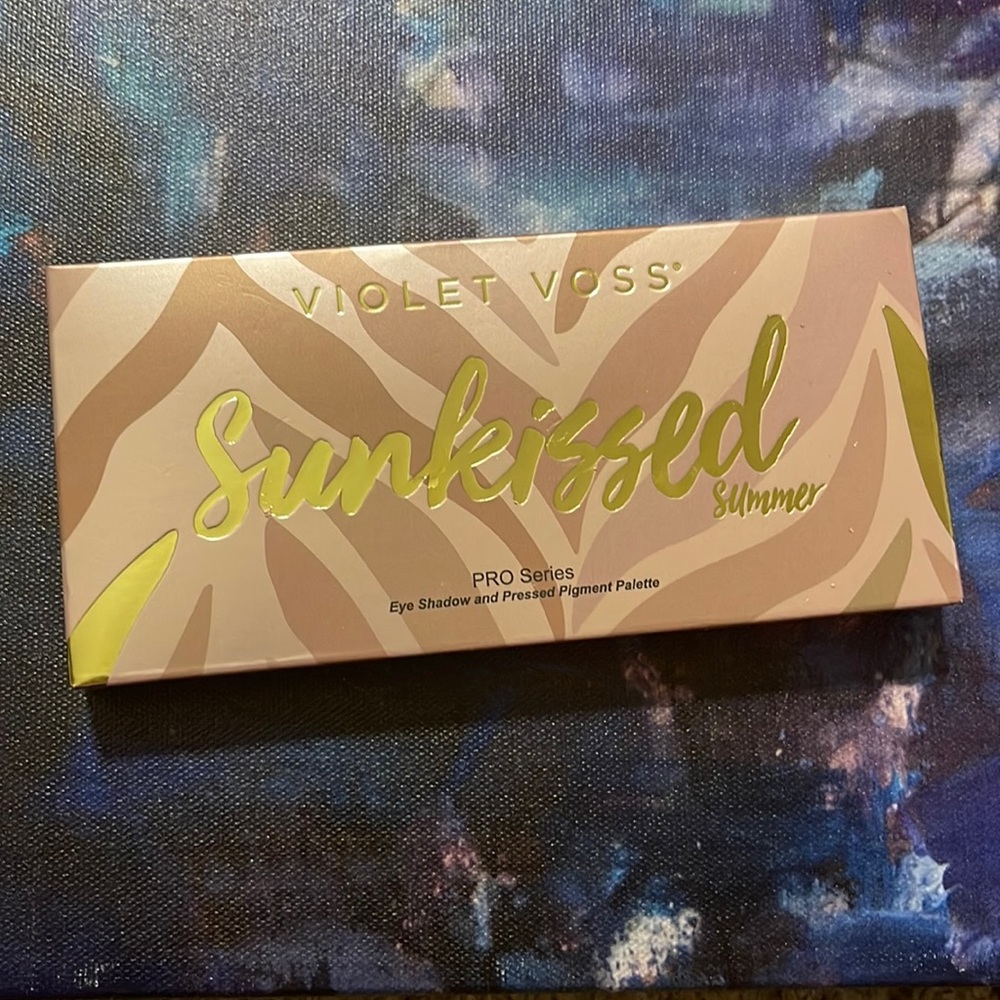 Violet Voss Sunkissed Eyeshadow Pallet